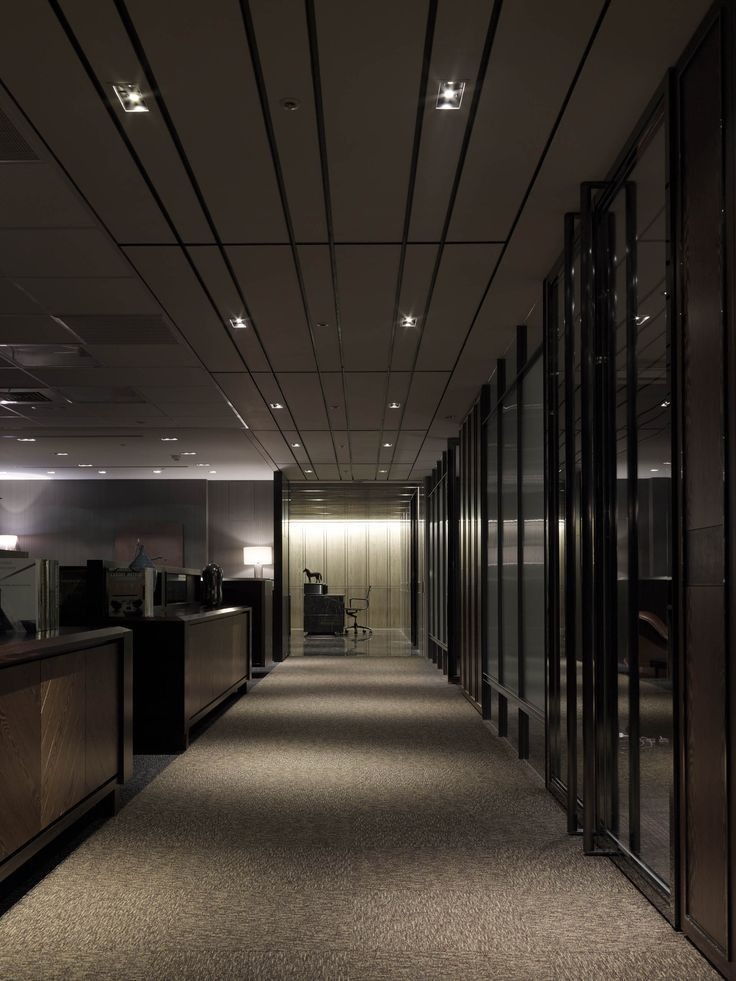 [Premium Penthouse Space]